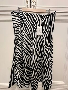 Theory zebra skirt